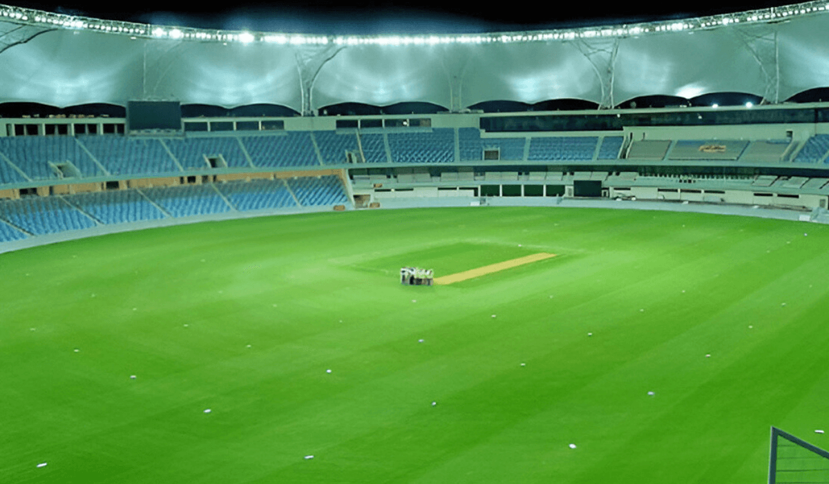 Best Cricket Ground in Dubai: Where to Play & Book Easily